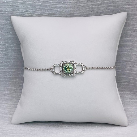 Venus and Vulcan Jewelry - 1.0 CT Alexandrite Moissanite Diamond Bracelet